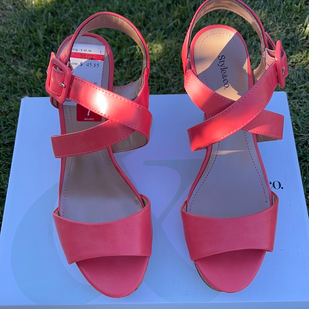 Brand new style and co coral wedges